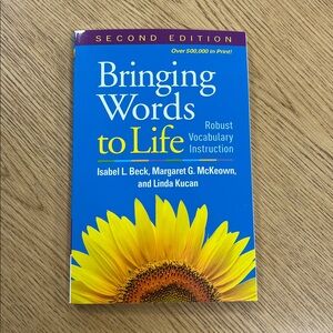 Bringing Words to Life: Robust Vocabulary Instruction Paperback Book